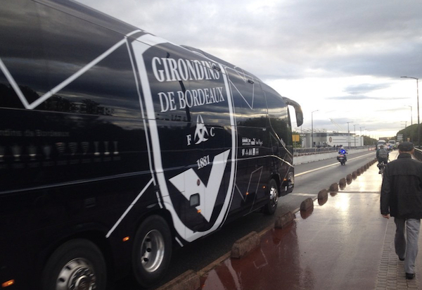 Images et détails du bus qui transporte les Girondins de Bordeaux