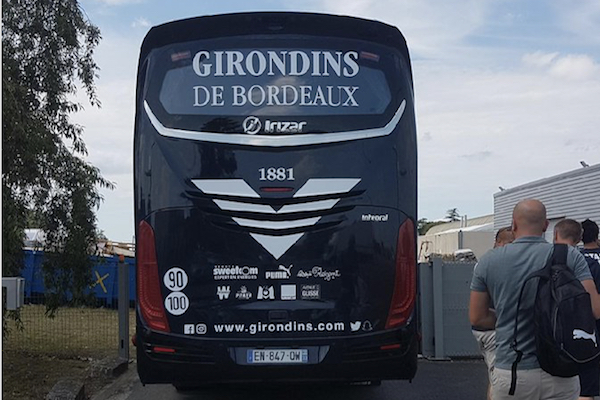 Images et détails du bus qui transporte les Girondins de Bordeaux