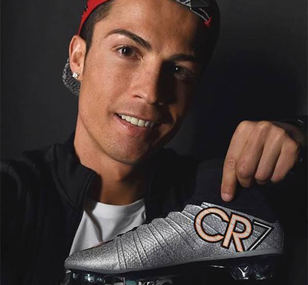 Découvrez les chaussures de Cristiano Ronaldo pour le Clasico