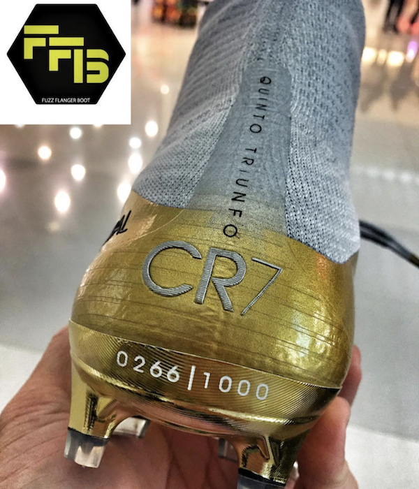 Images des chaussures "Quinto Triunfo" pour le 5e Ballon d'Or de Cristiano Ronaldo