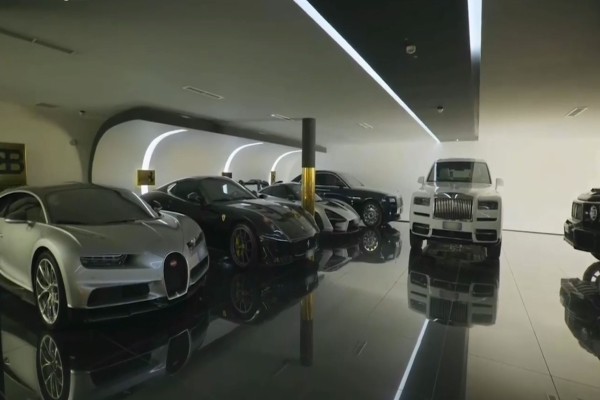 L'incroyable garage de Cristiano Ronaldo en images