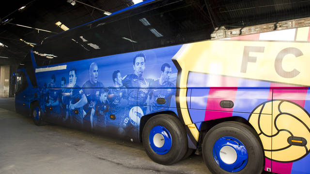 Le bus du Barça, vu de l\'extérieur