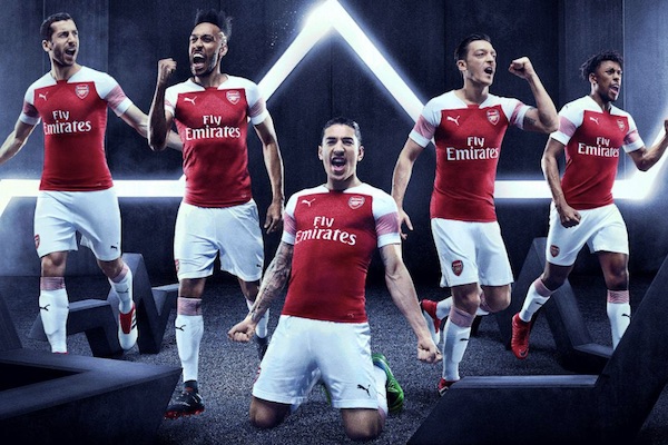 Les maillots de la Premier League 2018-2019 : Arsenal à domicile
