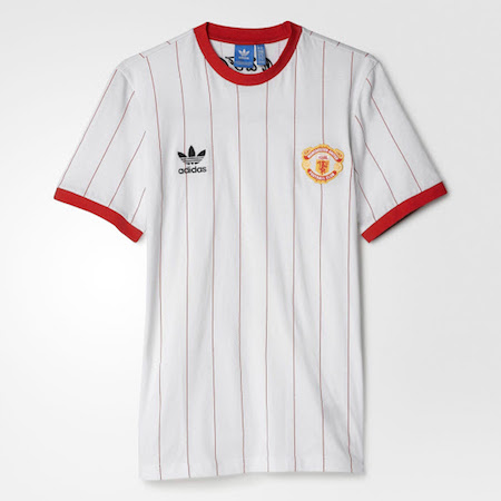 En images, la collection de maillot vintage de Manchester United par adidas