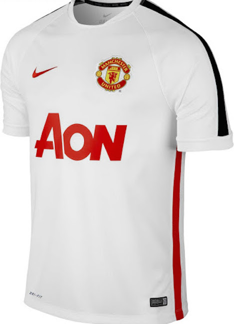 En images les nouveaux maillots "entraînement" et "échauffement" de Manchester United