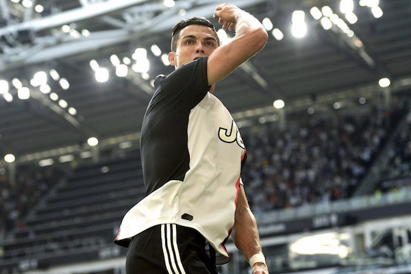 10 recrues pour l'hiver du PSG selon les bookmakers : 10. Cristiano Ronaldo (Juventus) = cote à 21