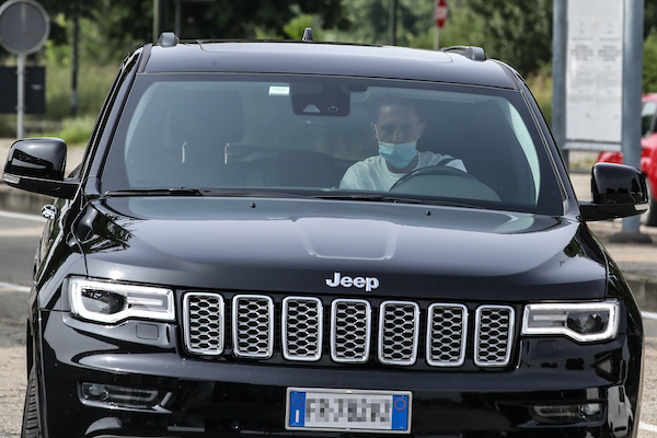 Les voitures des joueurs de la Juve : comme Rabiot, beaucoup roulent en Jeep, le sponsor du club
