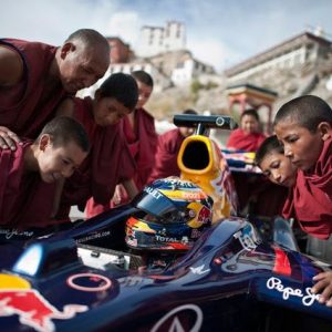 La Red Bull F1 de Vettel sur l'Himalaya @Redbull