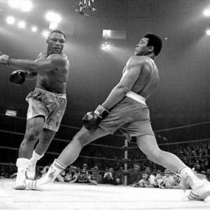 Joe Frazier vs Mohamed Ali - @Iconsport