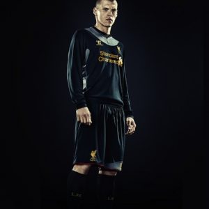 Le nouveau maillot 2012-2013 du FC Liverpool