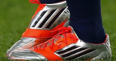 Crampons adidas cheap 2012