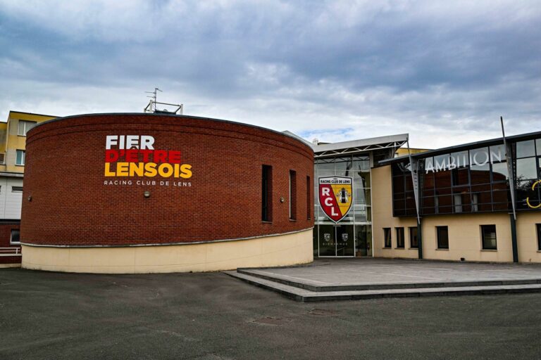 RC Lens. Un partenaire signe jusqu’en 2026 – Sportune