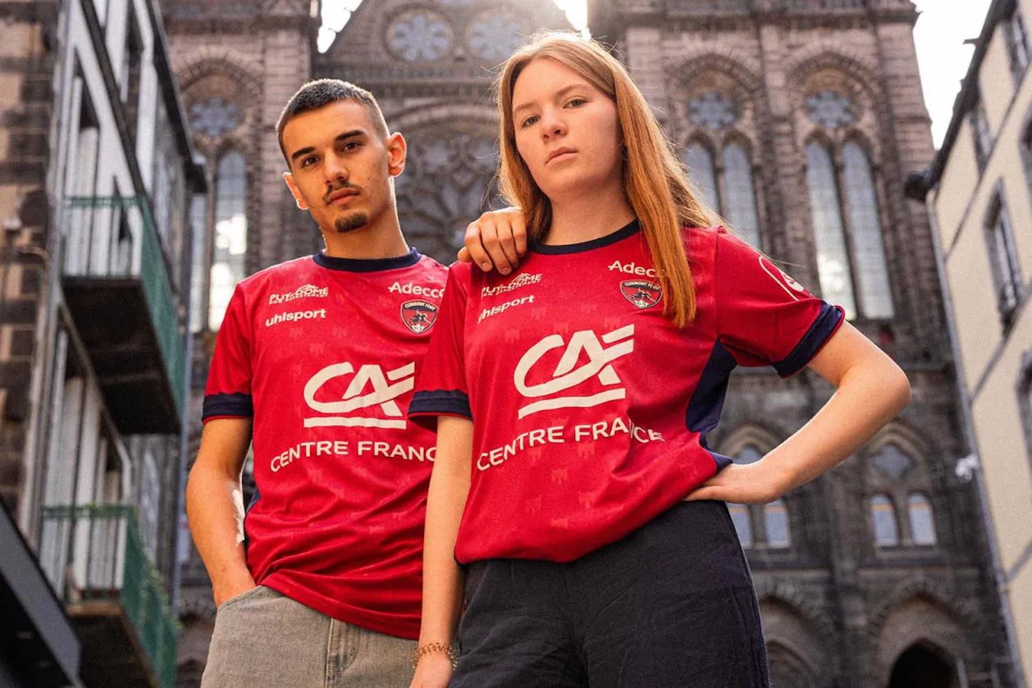 Le Clermont Foot dévoile son nouveau maillot et un nouveau sponsor majeur