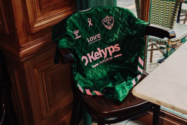 ASSE. L'ASSE sort un maillot spécial Octobre Rose