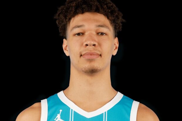 Salaire. Combien gagne Tidjane Salaün avec Charlotte Hornets ?