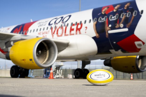 Un avion Airbus aux couleurs du XV de France de rugby