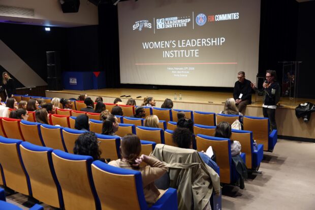 PSG. 3 question à Fabien Allègre : "Bâtir des relations fortes et durables avec des franchises de référence"