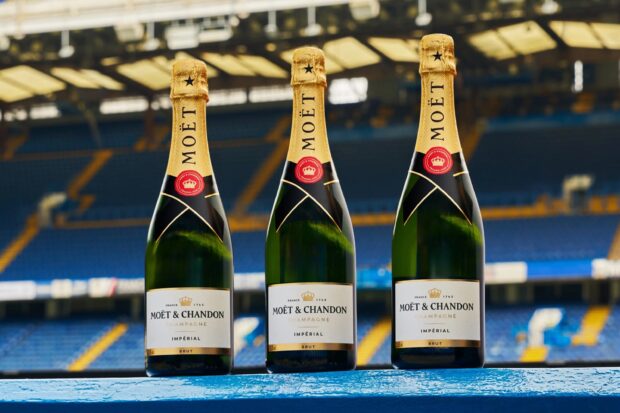 Le propriétaire du Paris FC signe un gros contrat avec Chelsea