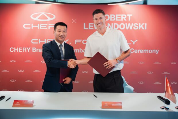 Robert Lewandowski signe avec la Chine